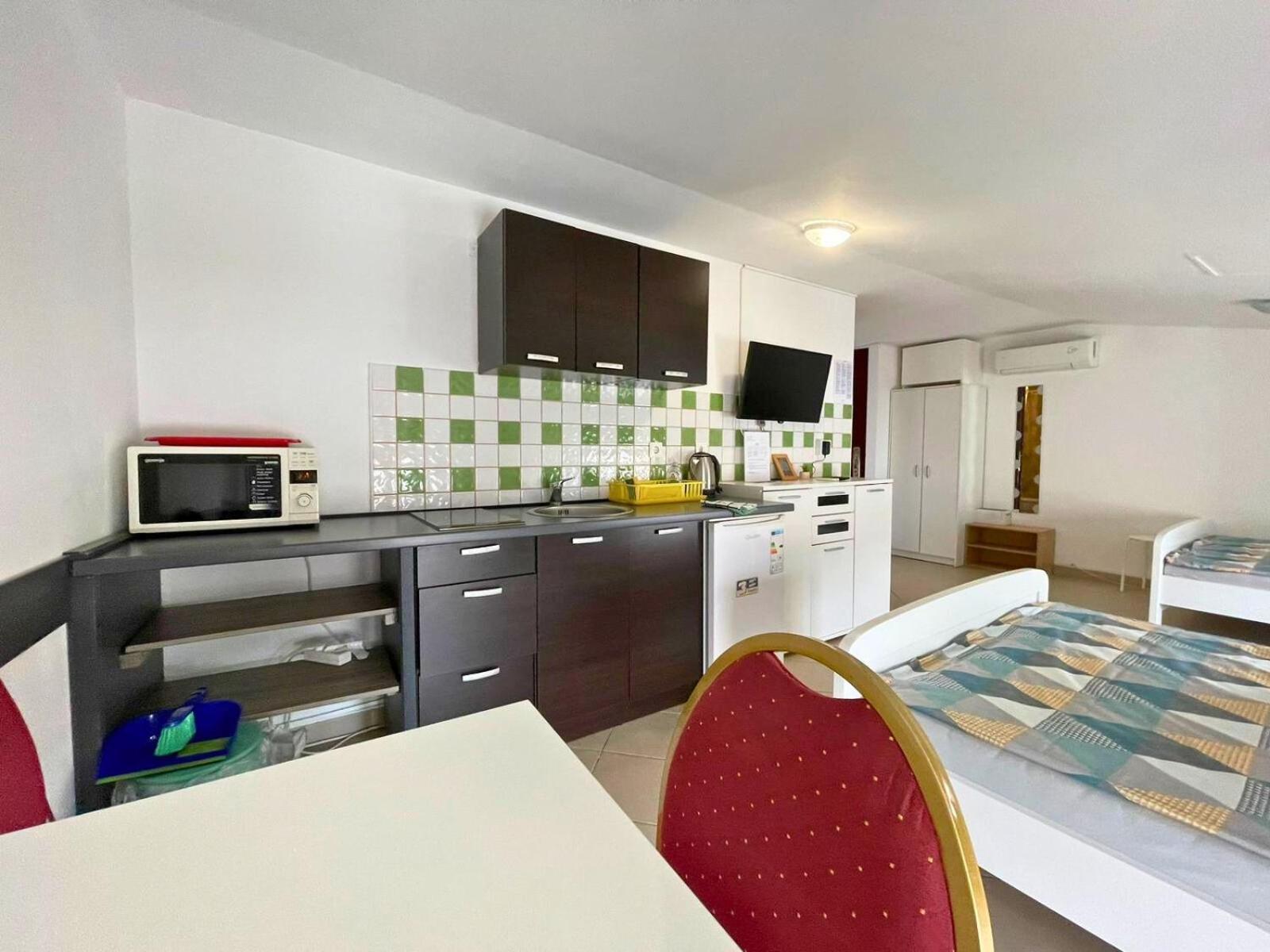 Apartmani Tominac Crikvenica Esterno foto