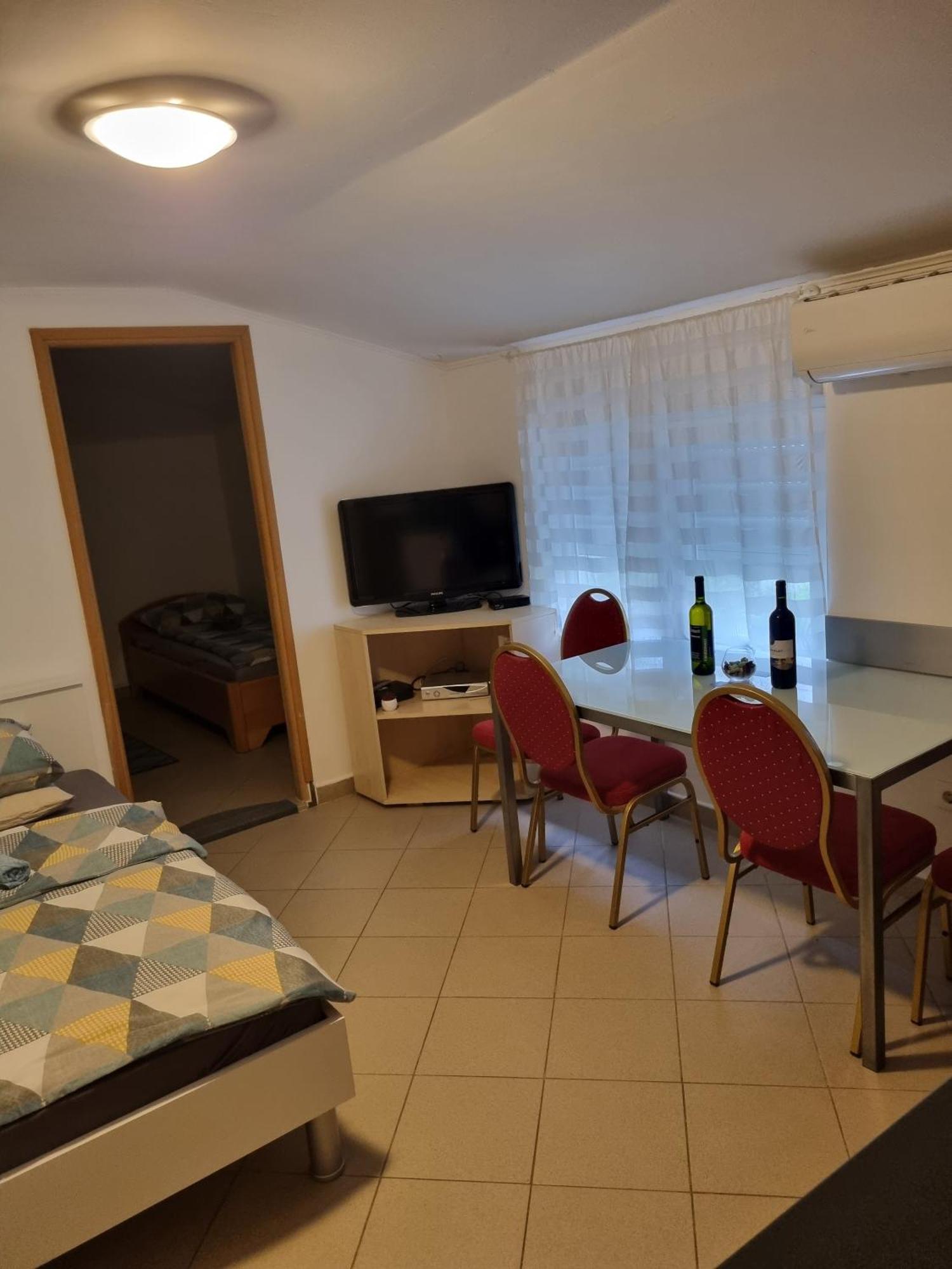 Apartmani Tominac Crikvenica Esterno foto