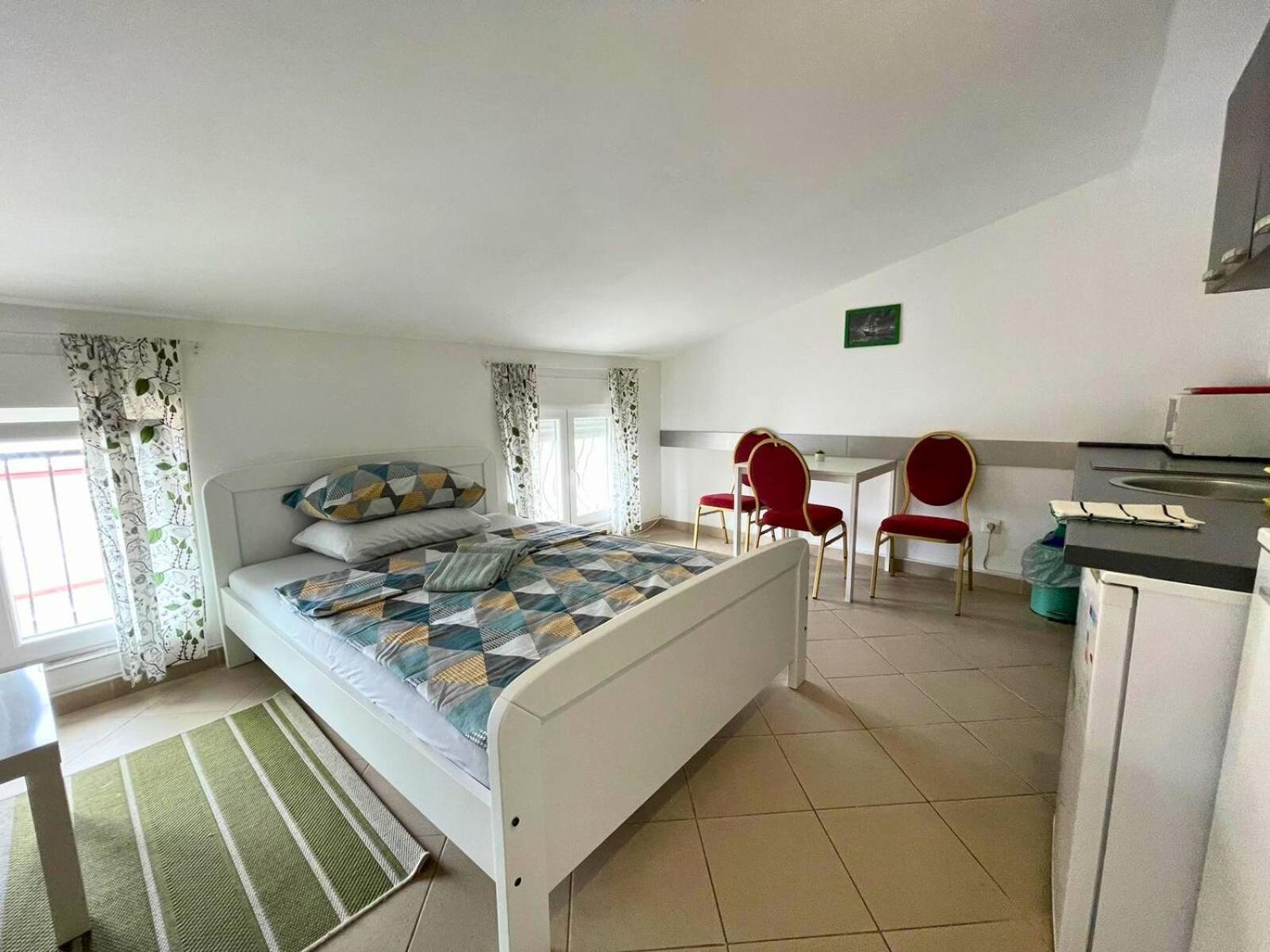 Apartmani Tominac Crikvenica Esterno foto